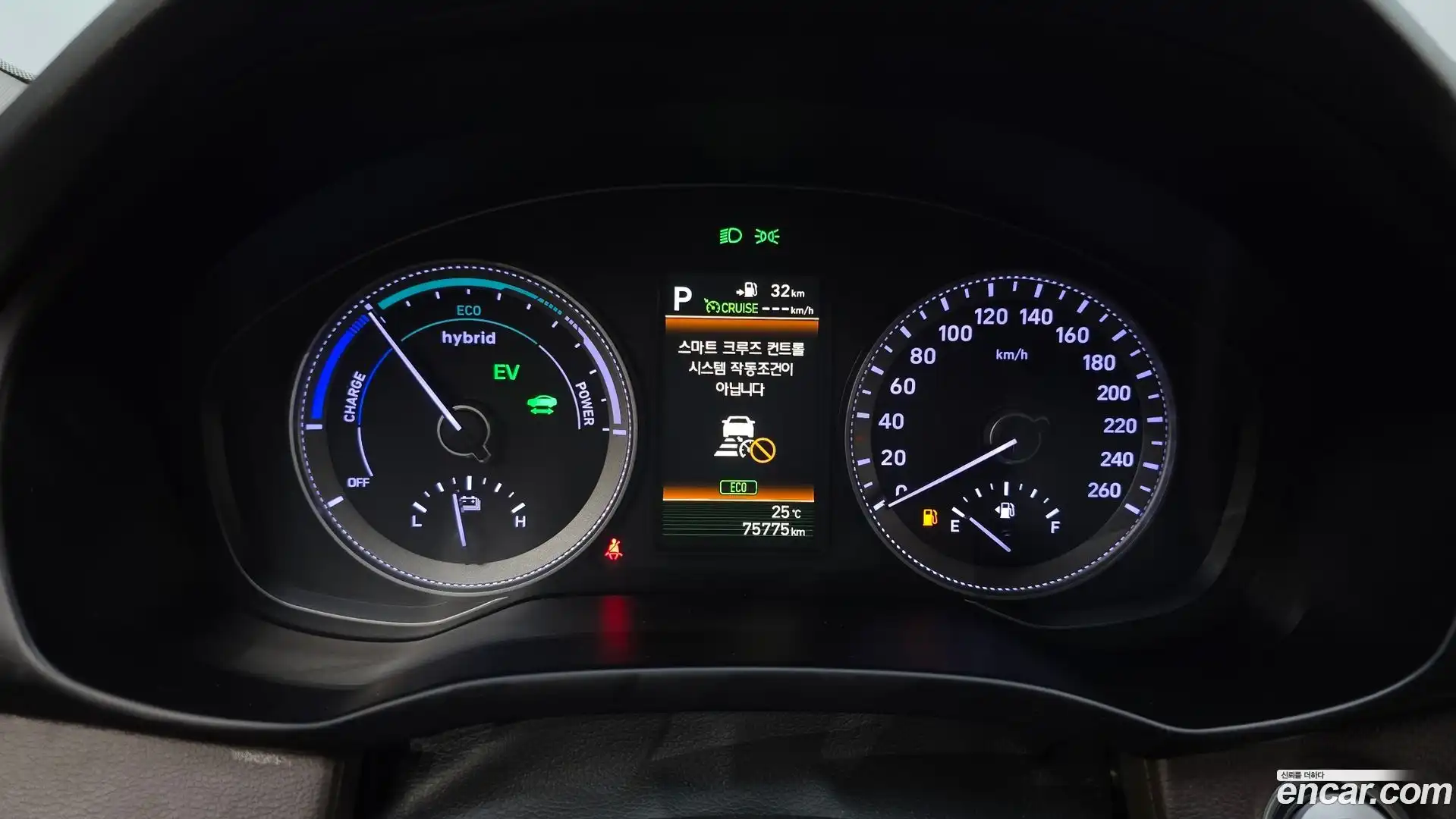 Grandeur Hyundai 2019.3-INNER-008