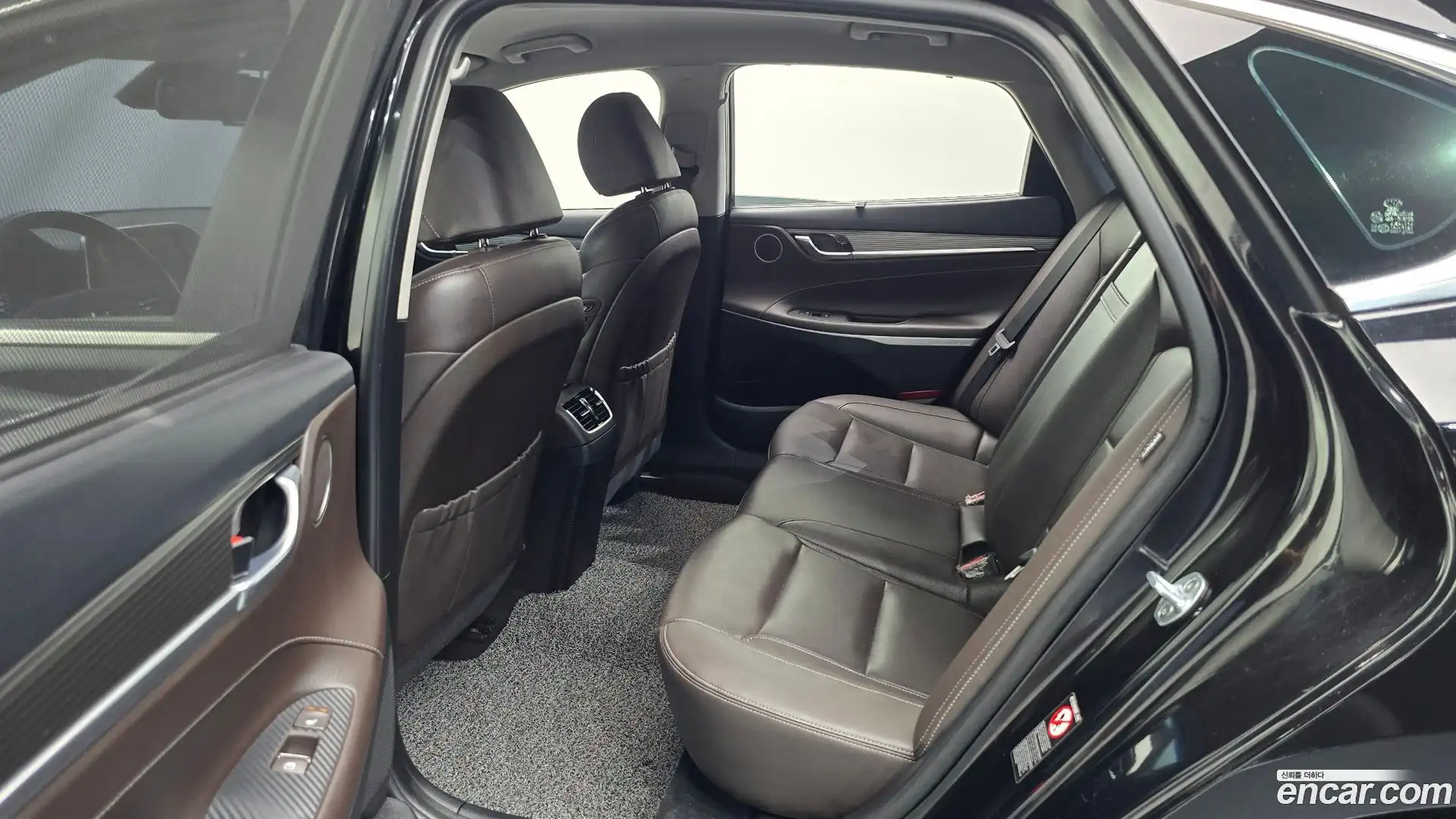 Grandeur Hyundai 2019.3-OPTION-016