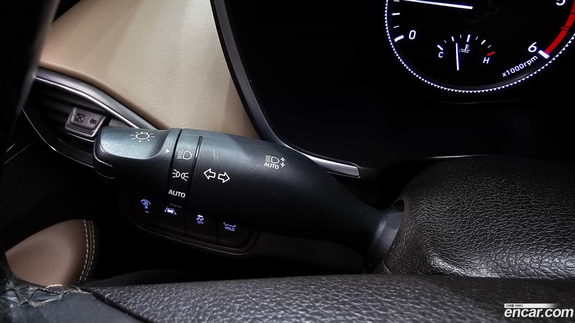 Santafe Hyundai 2018.3-OPTION-022