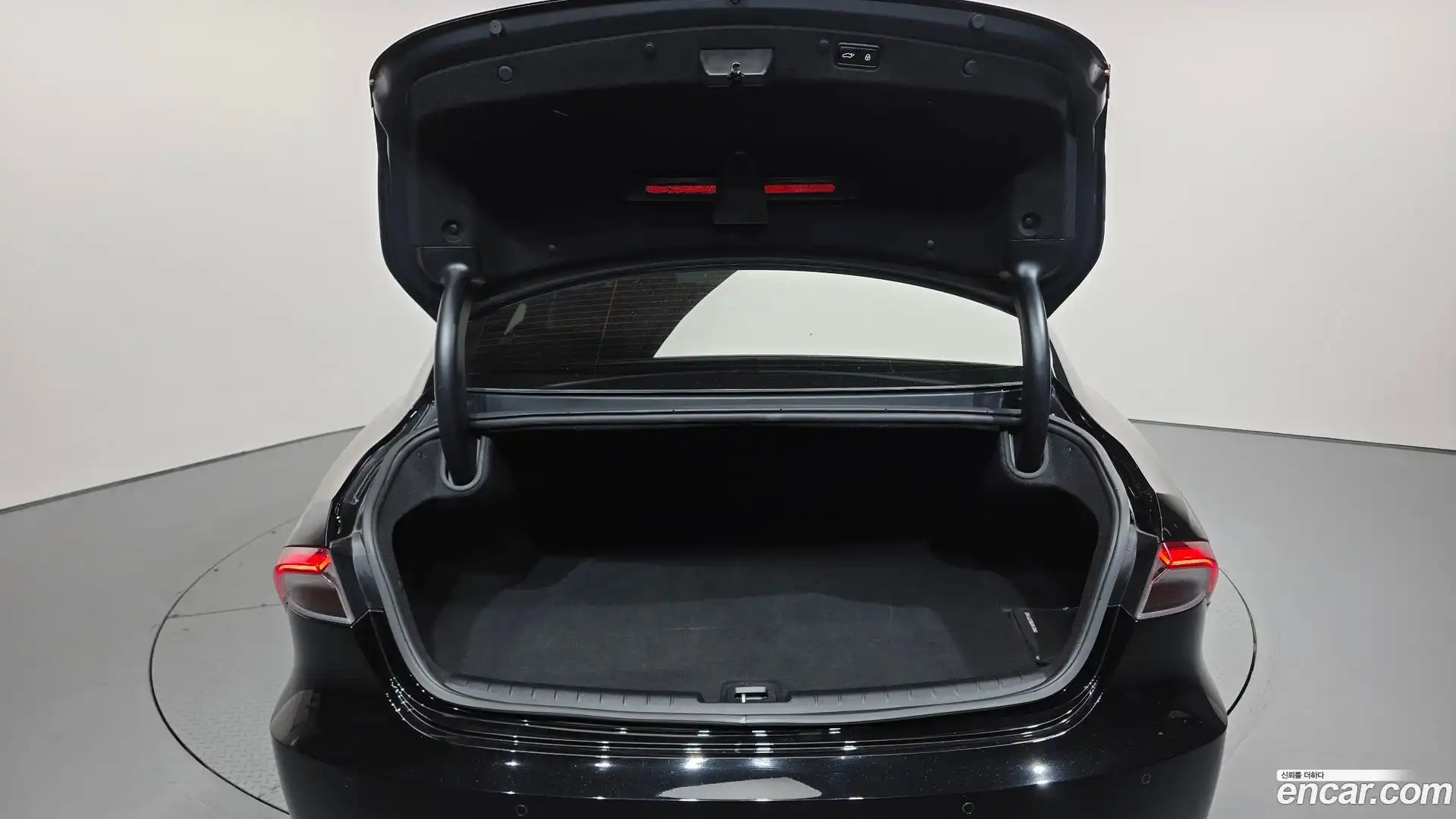 Grandeur Hyundai 2021.5-OPTION-024