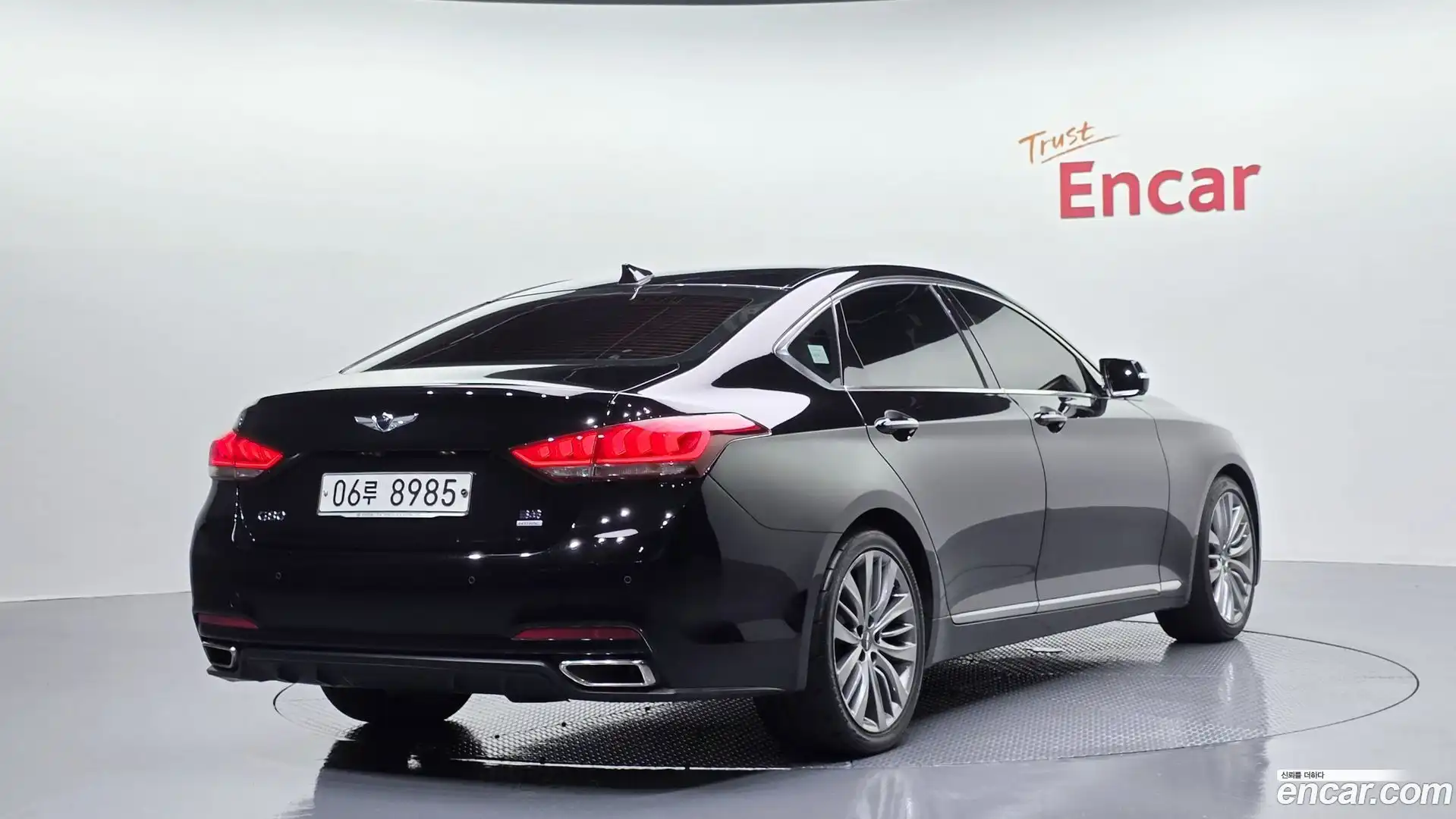 Genesis Hyundai 2015.0-OUTER-002