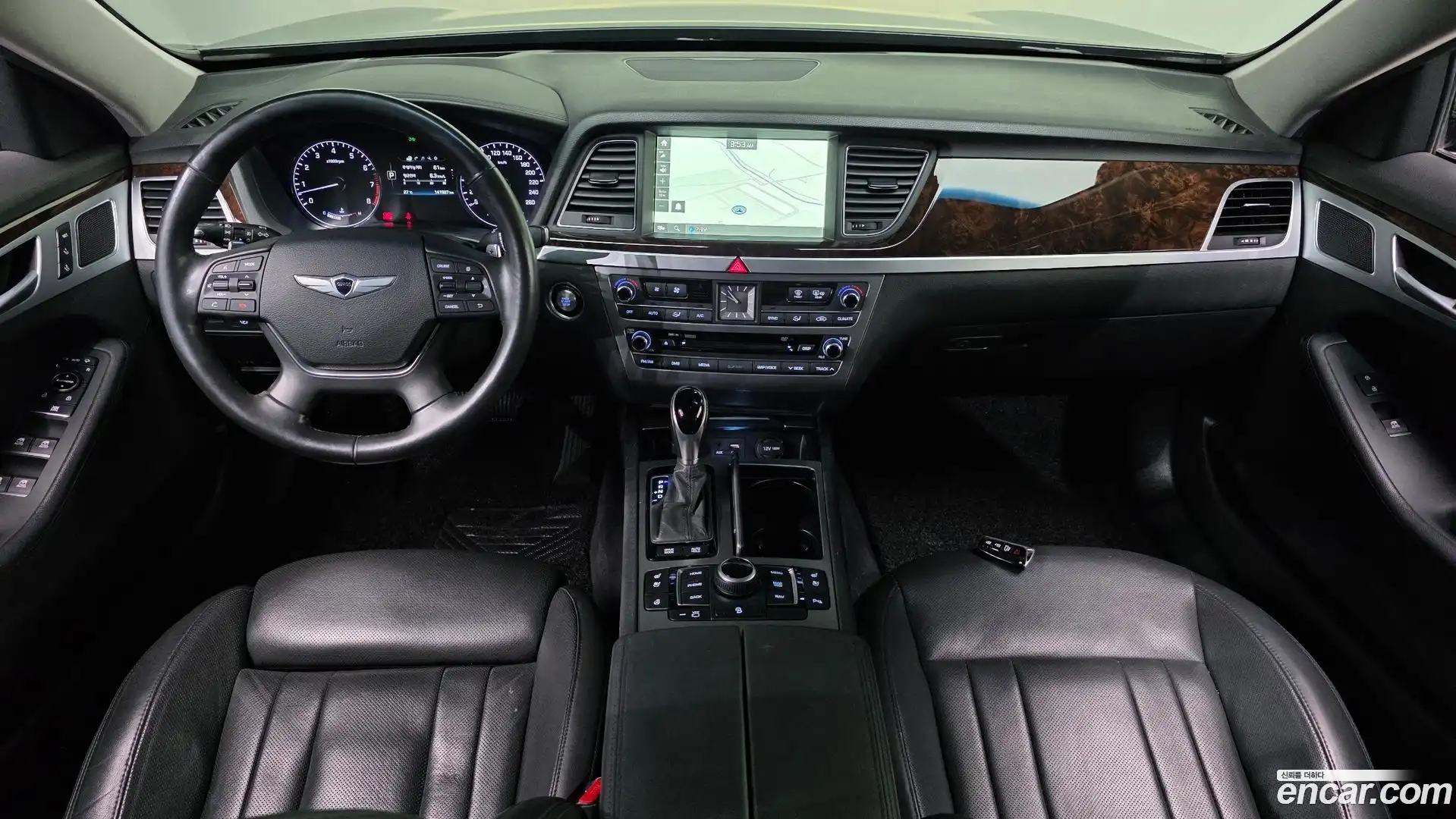 Genesis Hyundai 2015.0-INNER-007