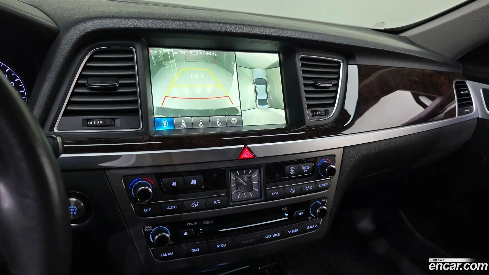 Genesis Hyundai 2015.0-OPTION-020