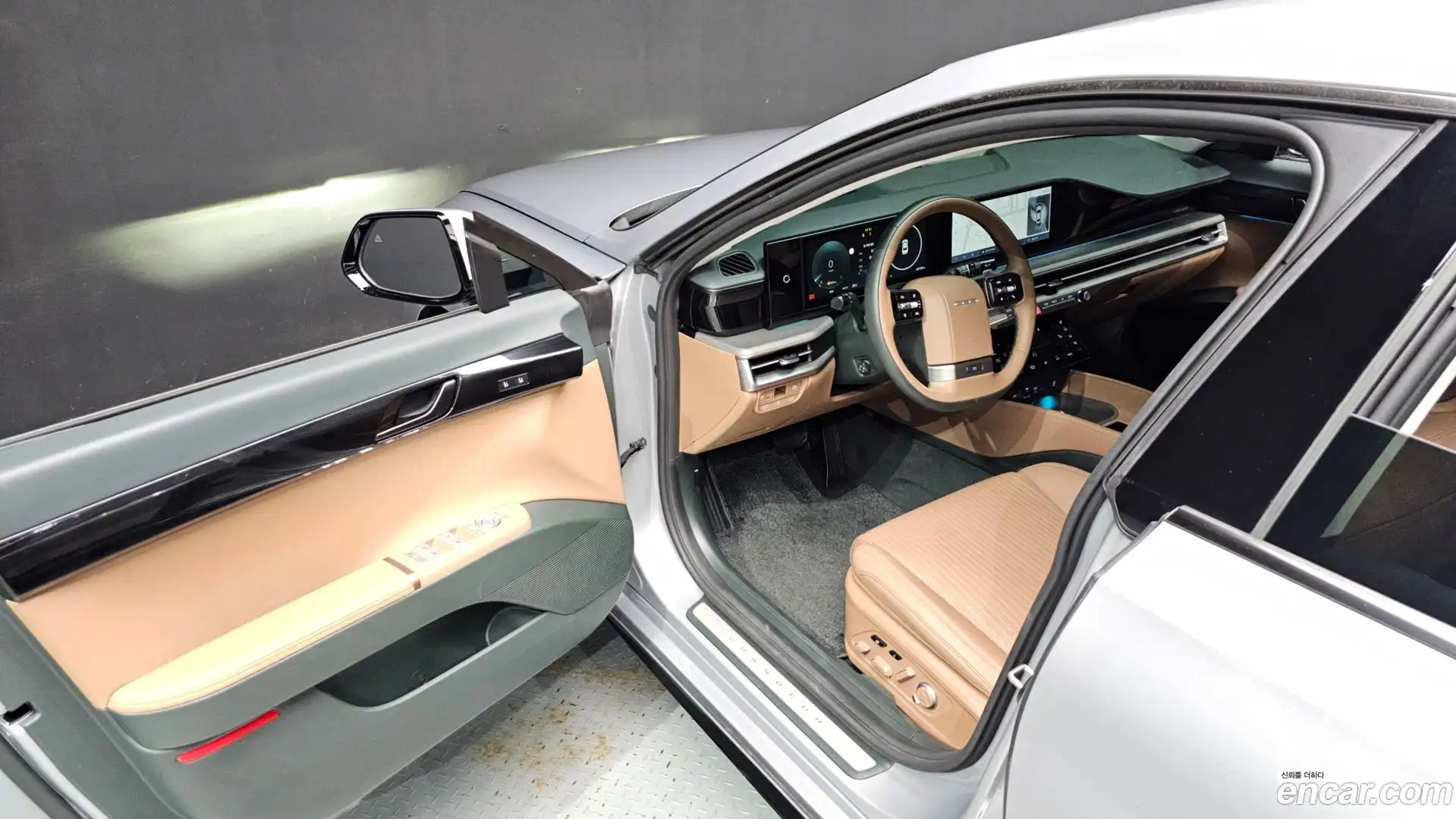 Grandeur Hyundai 2023.10-INNER-010