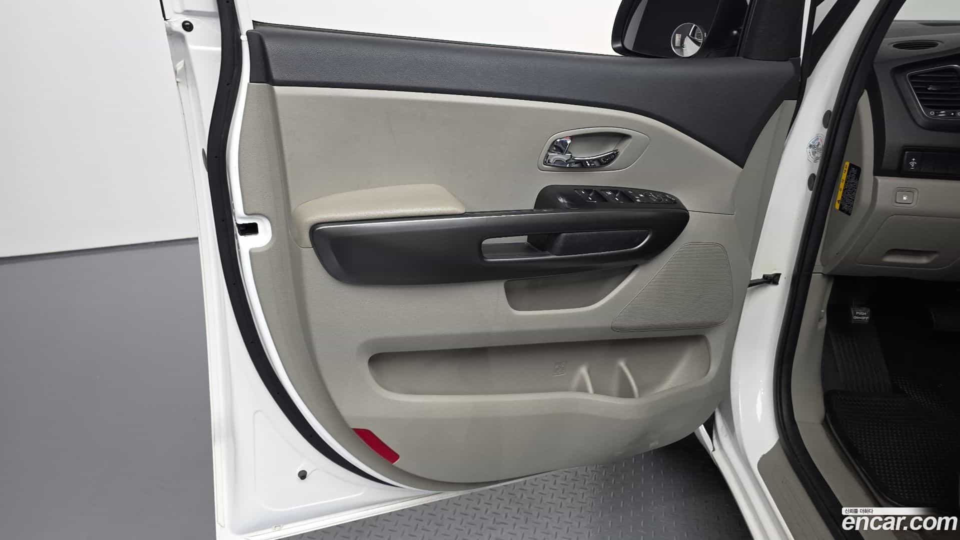Canival Kia 2019.3-INNER-034