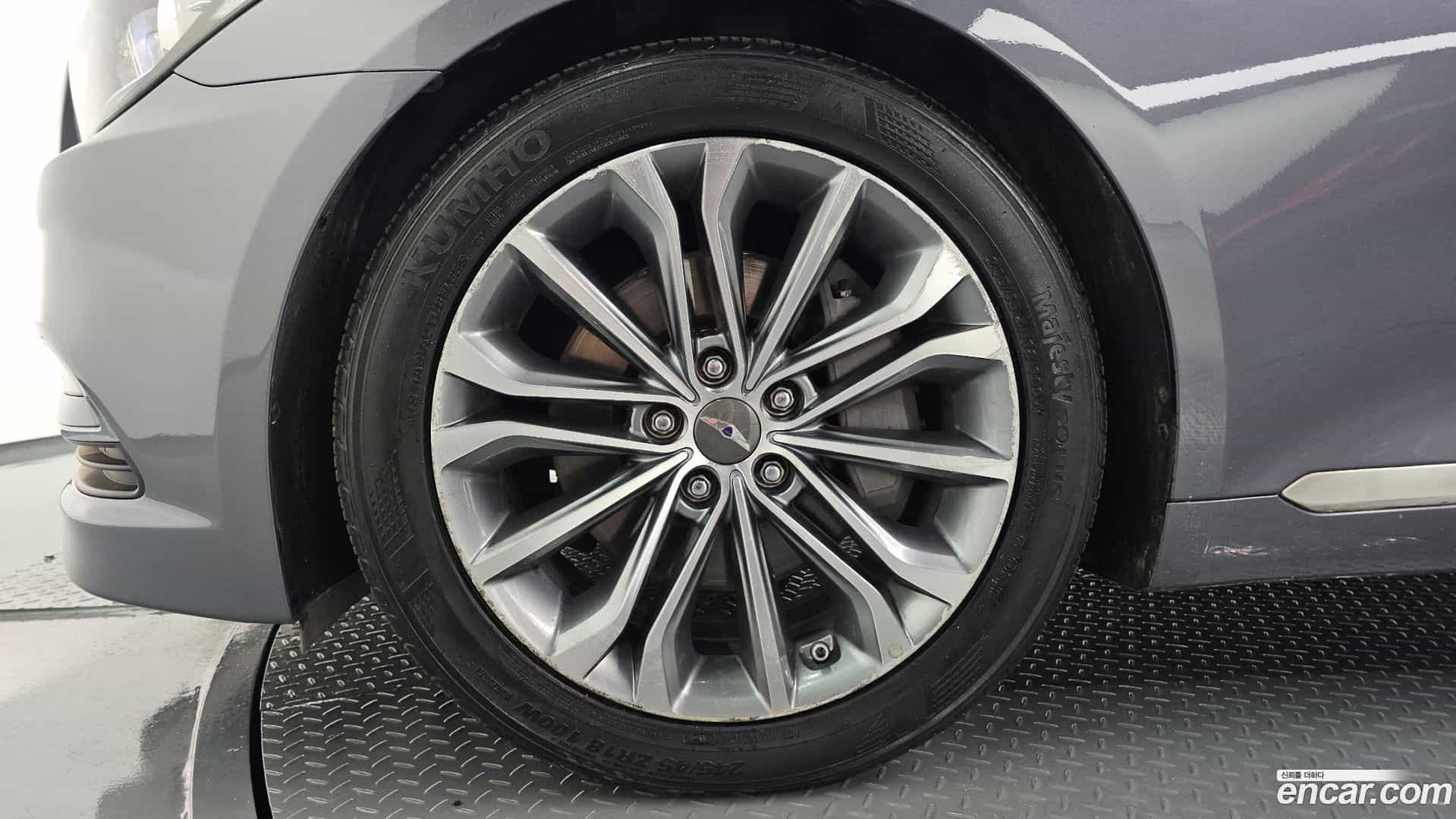 Genesis Hyundai 2015.2-OUTER-005