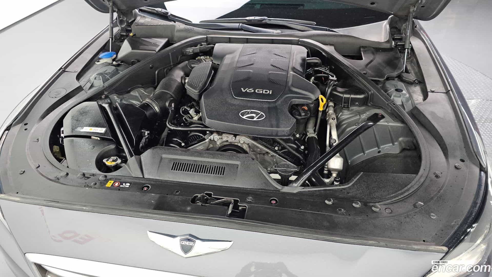 Genesis Hyundai 2015.2-OUTER-006