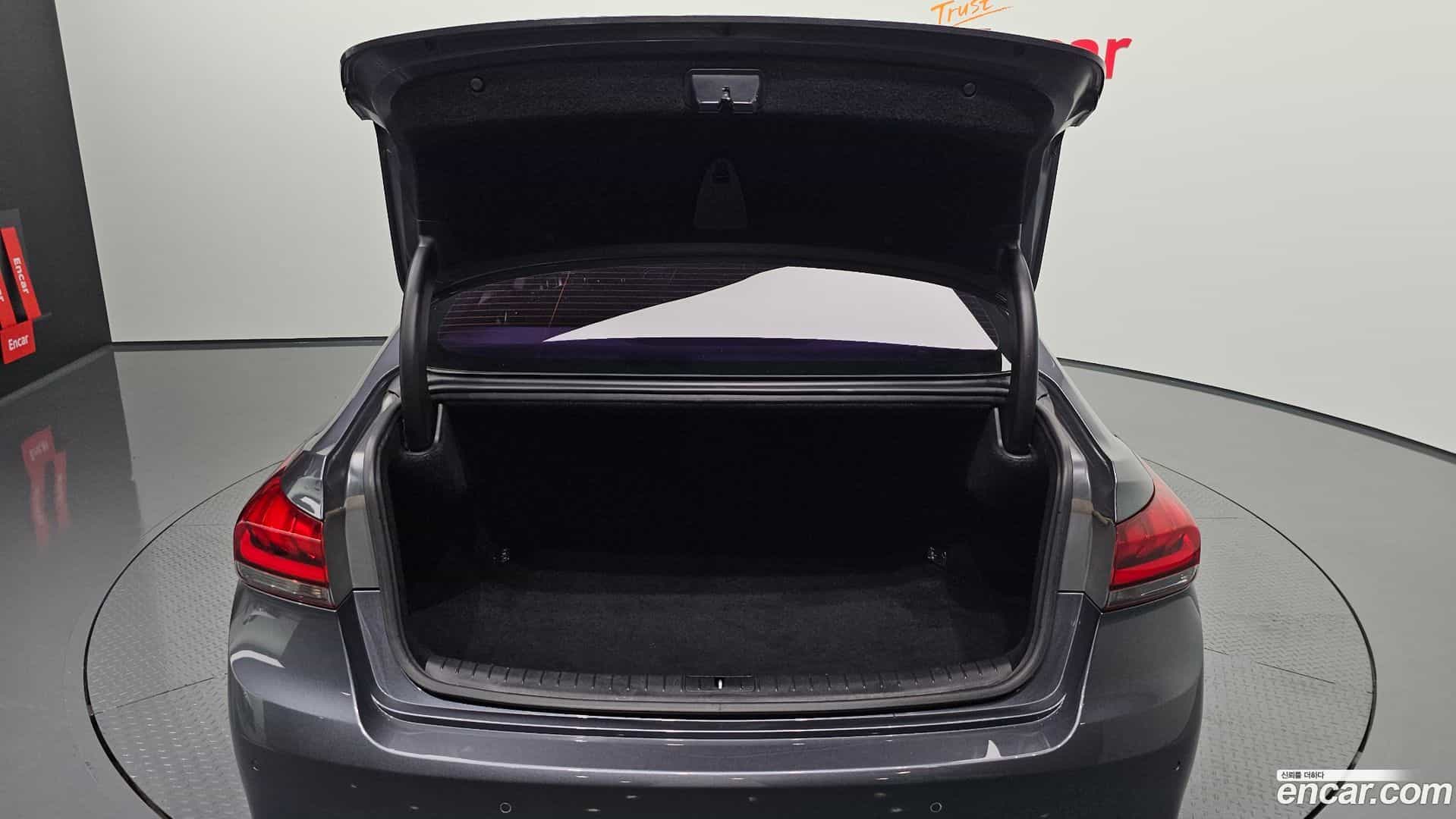 Genesis Hyundai 2015.2-OPTION-024
