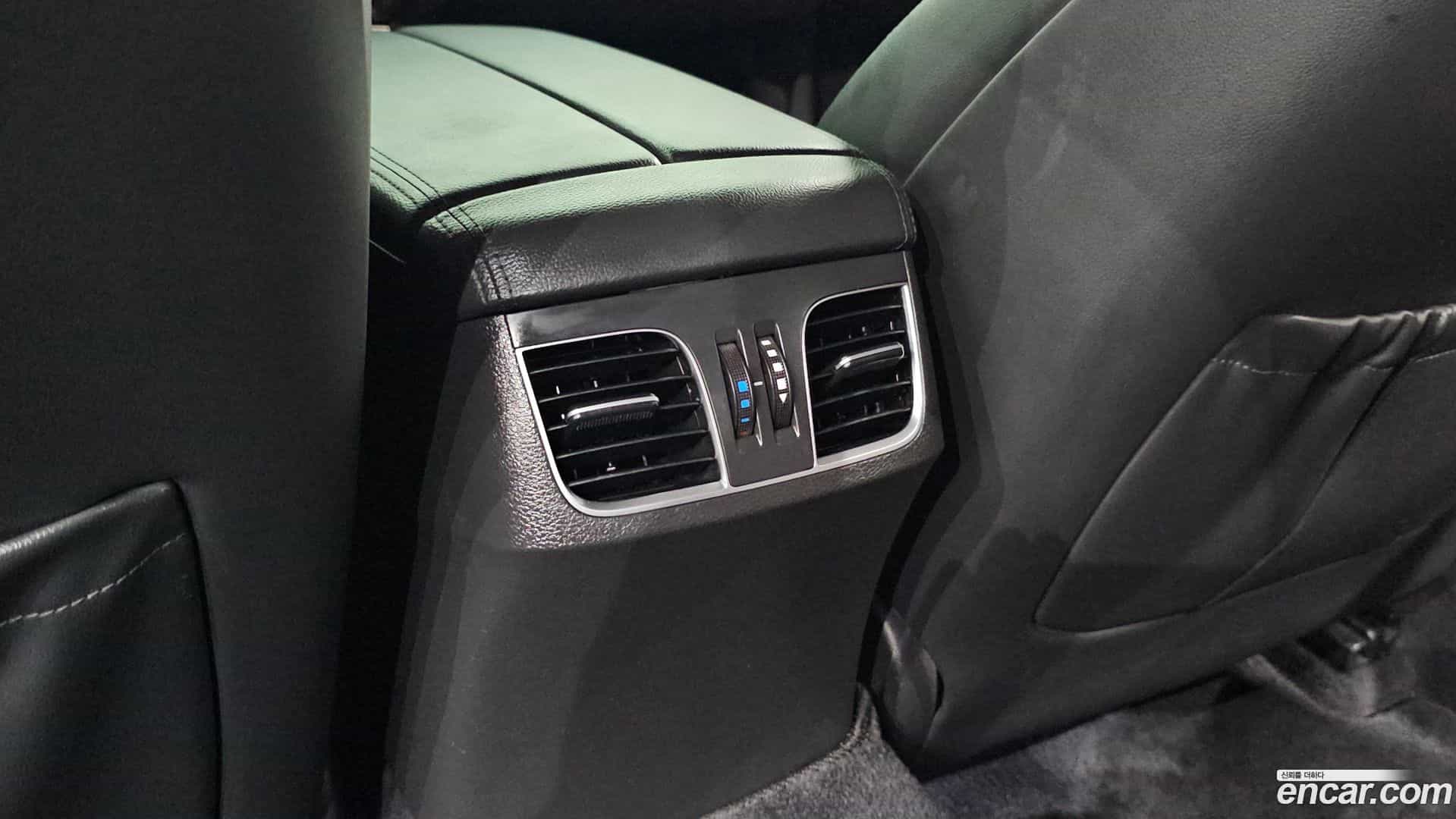 Genesis Hyundai 2015.2-OPTION-044