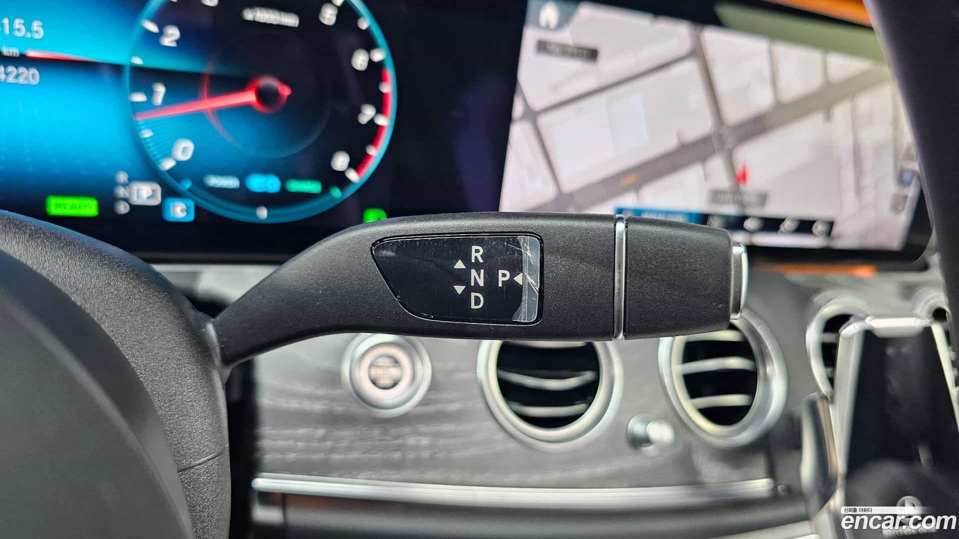 E-Class Mercedes-Benz 2021.1-INNER-009