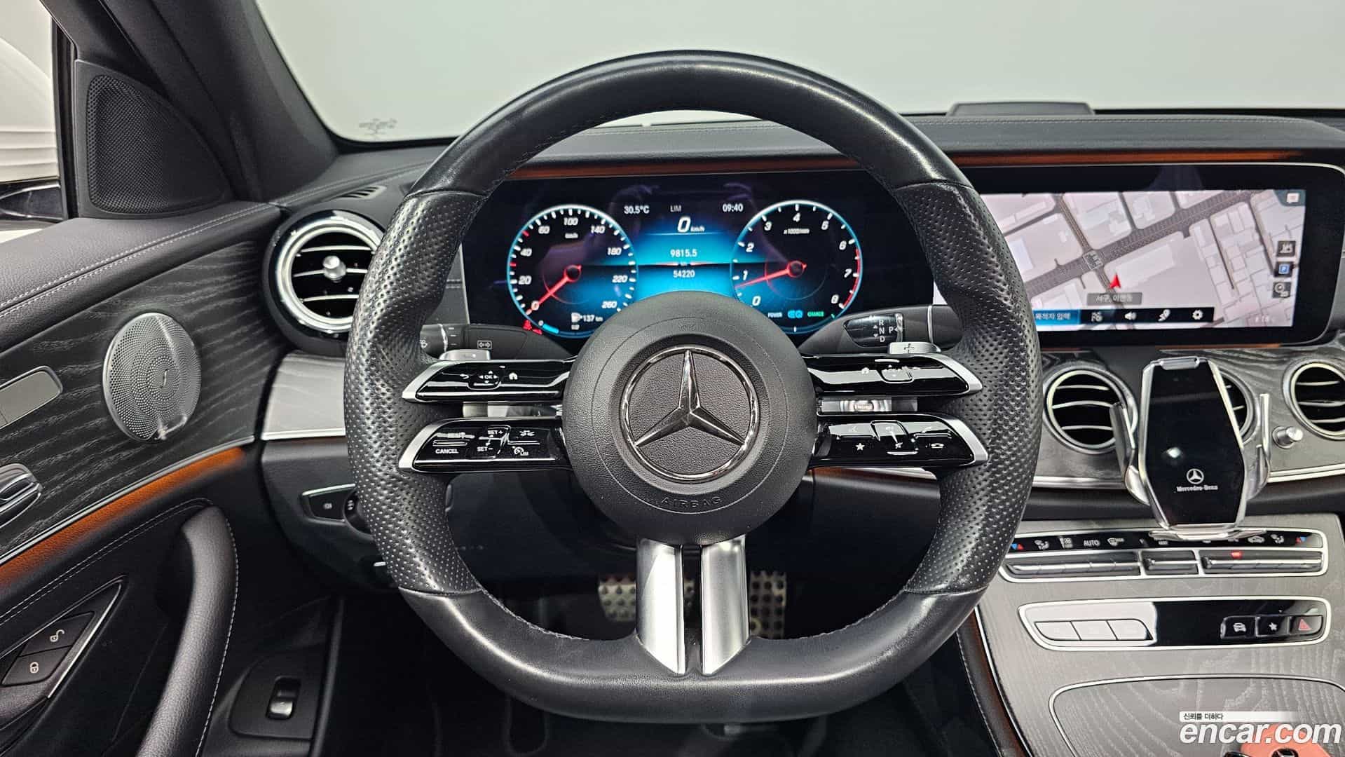 E-Class Mercedes-Benz 2021.1-OPTION-017