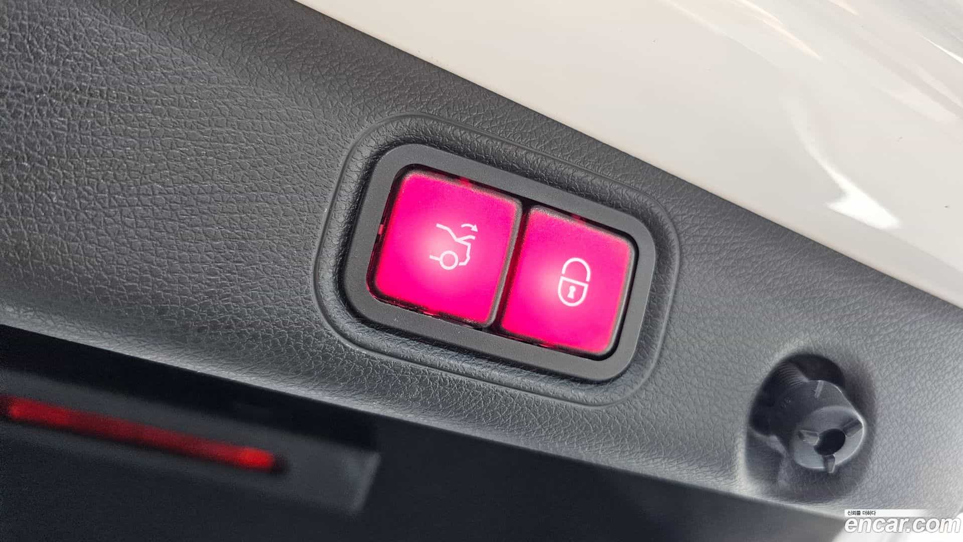 E-Class Mercedes-Benz 2021.1-OPTION-020