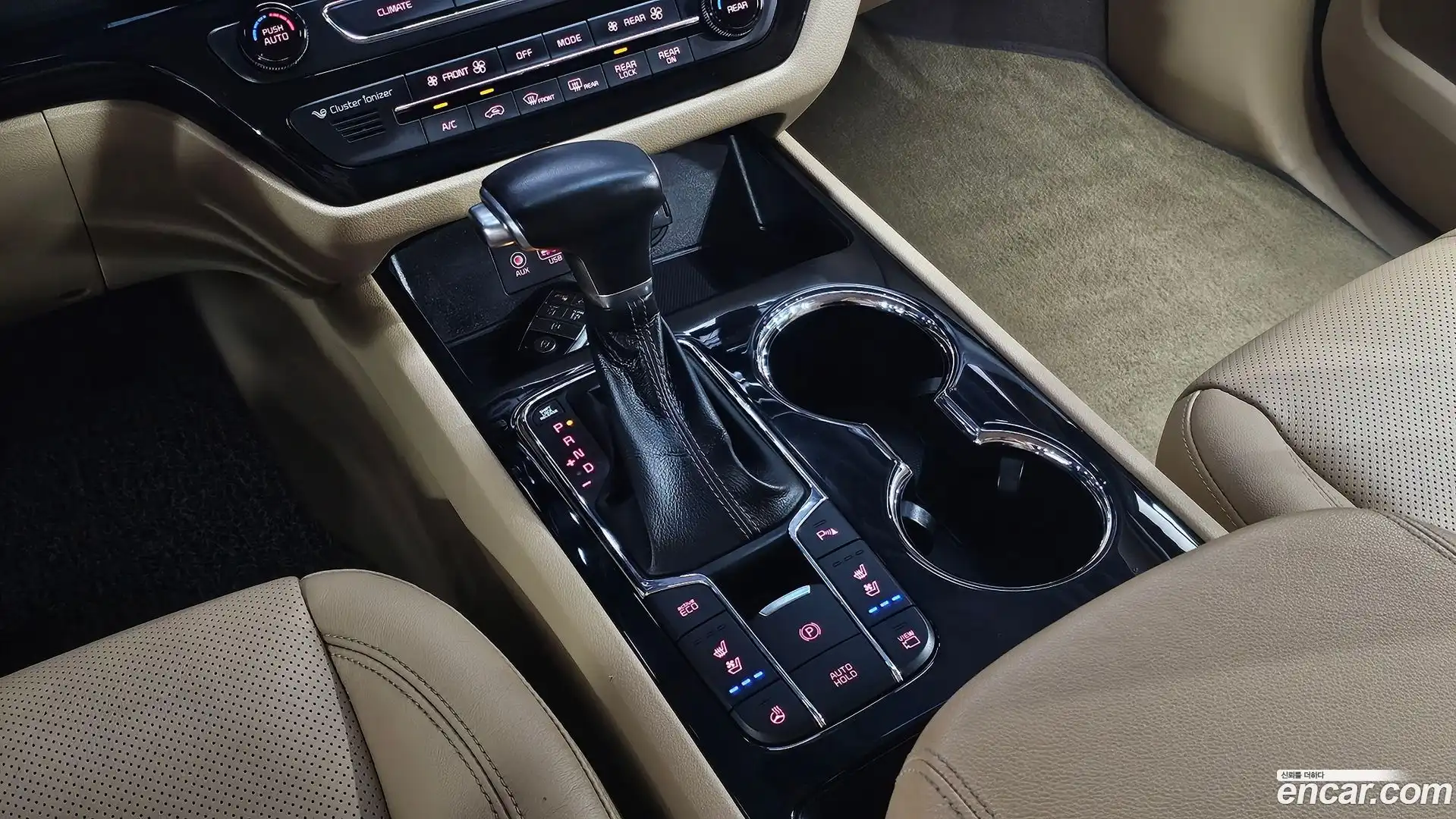 Canival Kia 2018.4-INNER-009