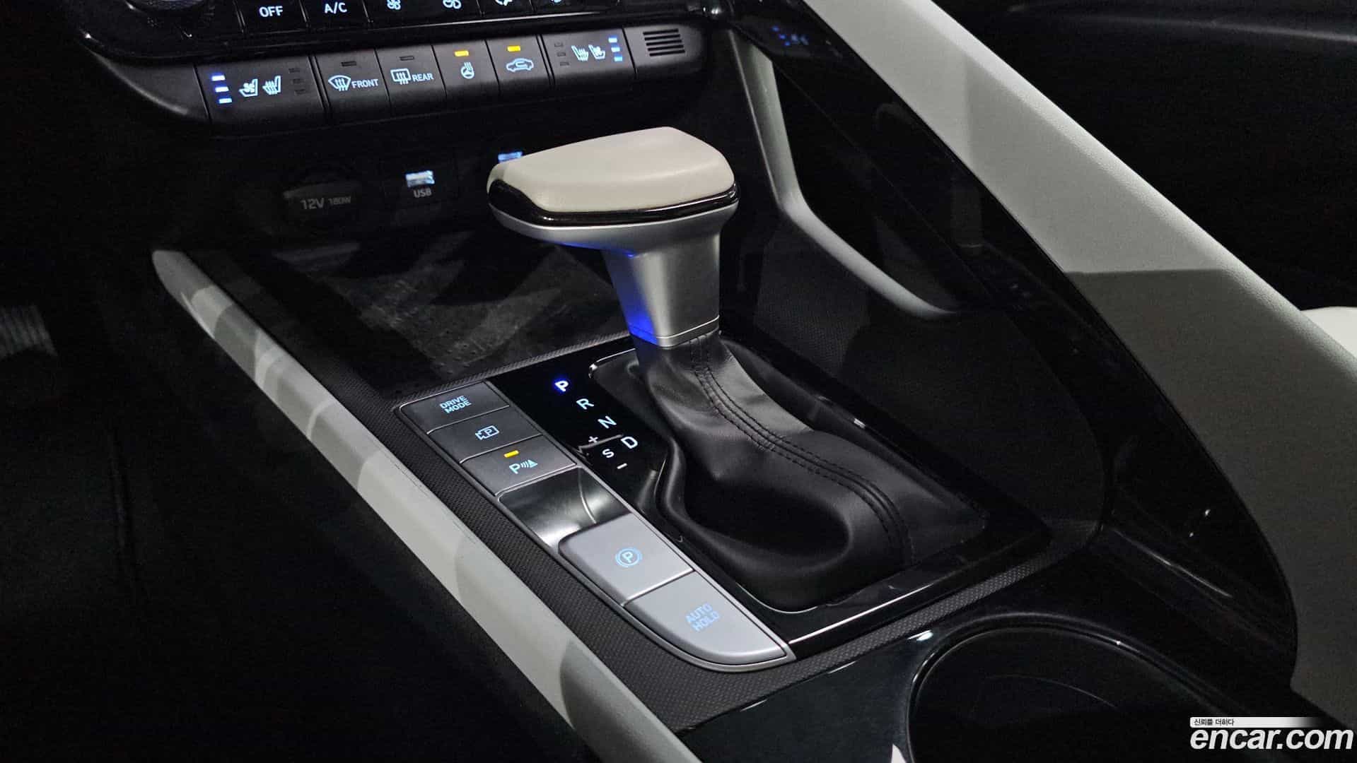 AVANTE Hyundai 2020.9-INNER-009