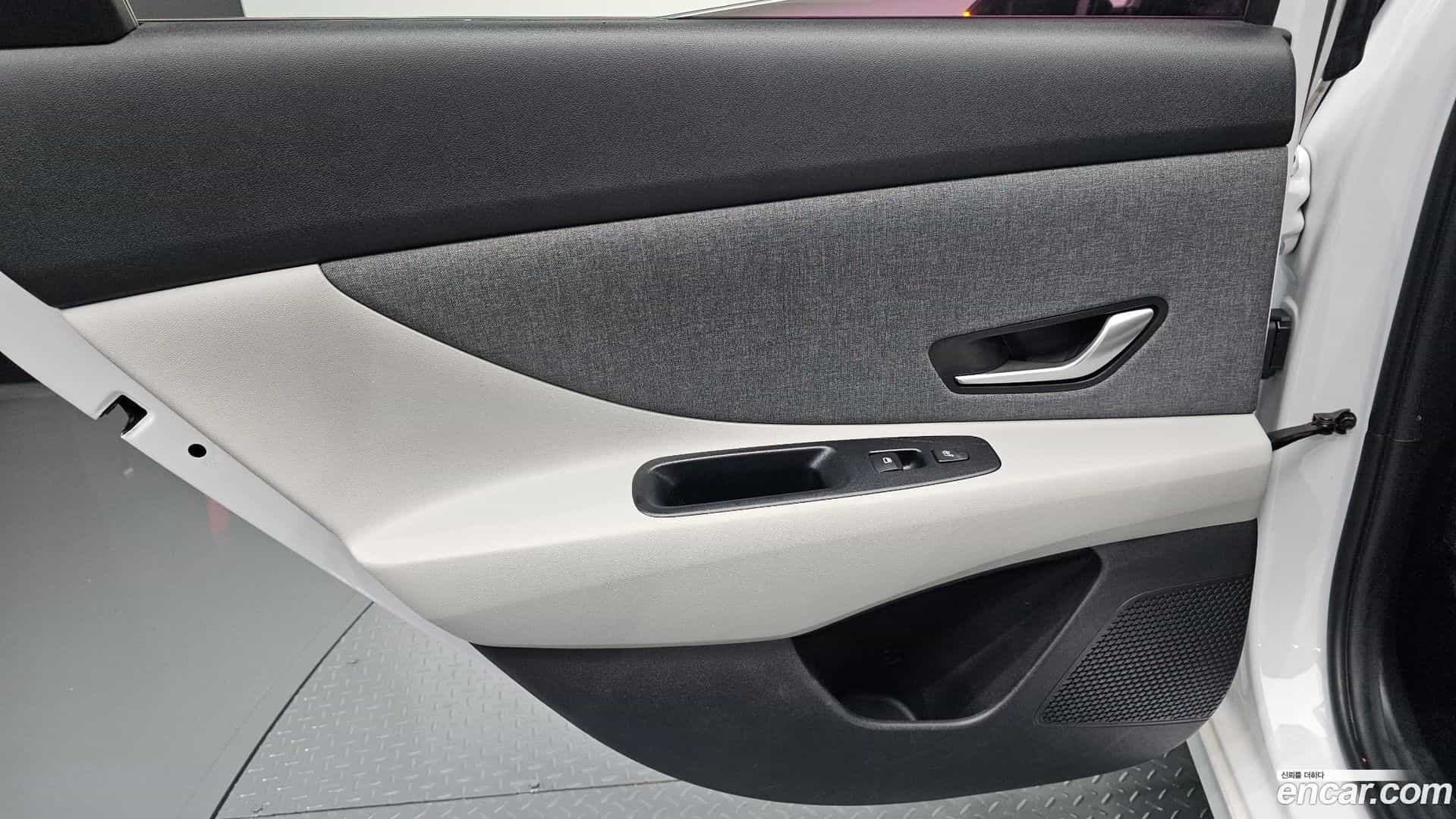 AVANTE Hyundai 2020.9-INNER-035