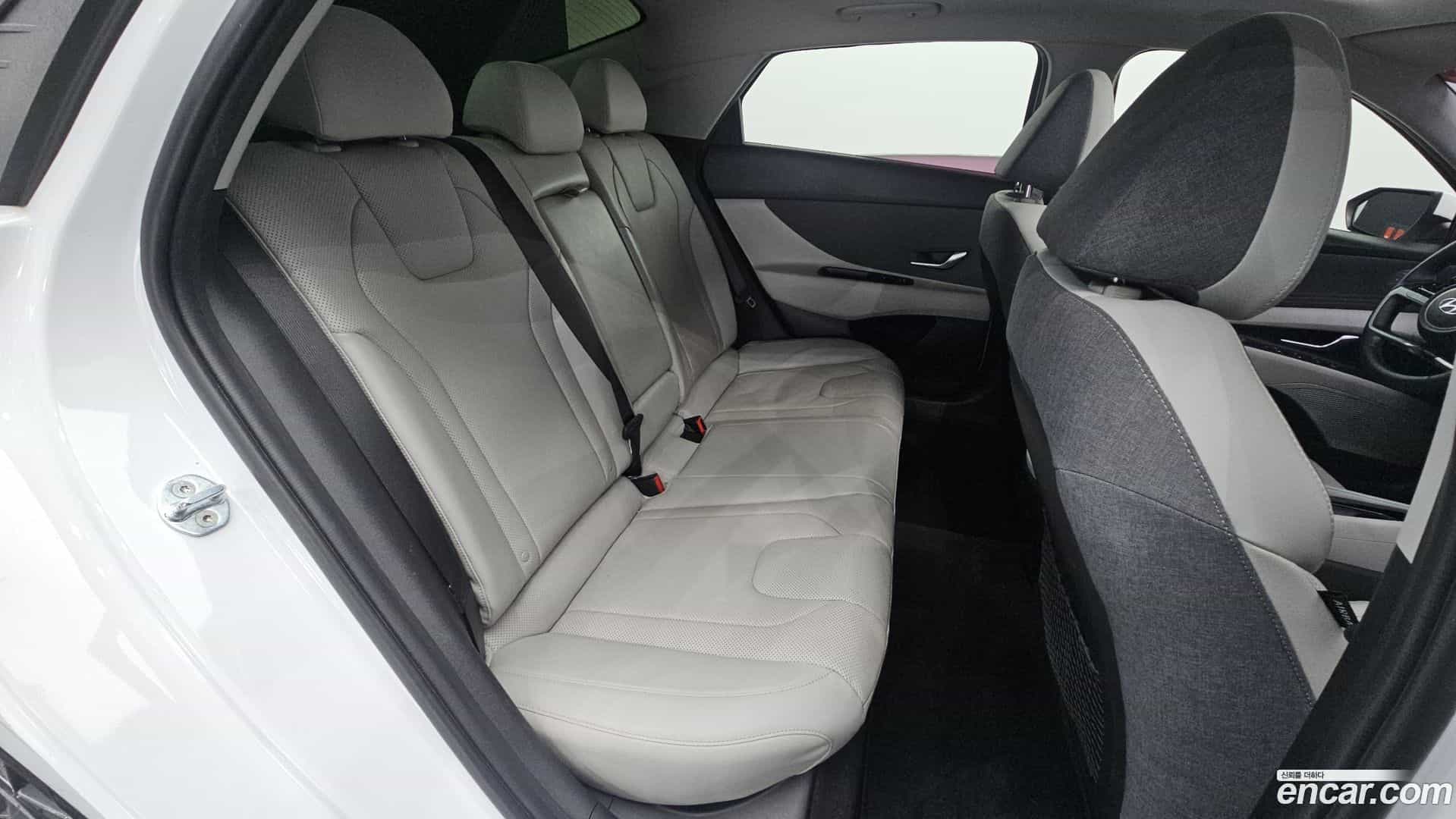 AVANTE Hyundai 2020.9-INNER-036