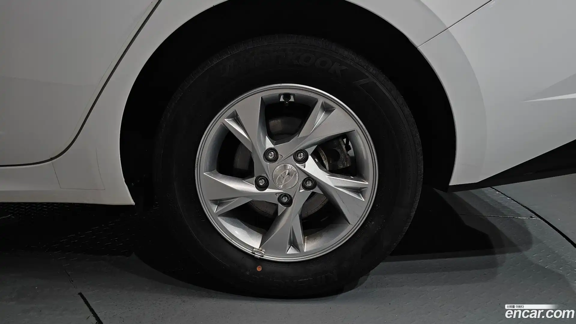 AVANTE Hyundai 2020.8-OUTER-031