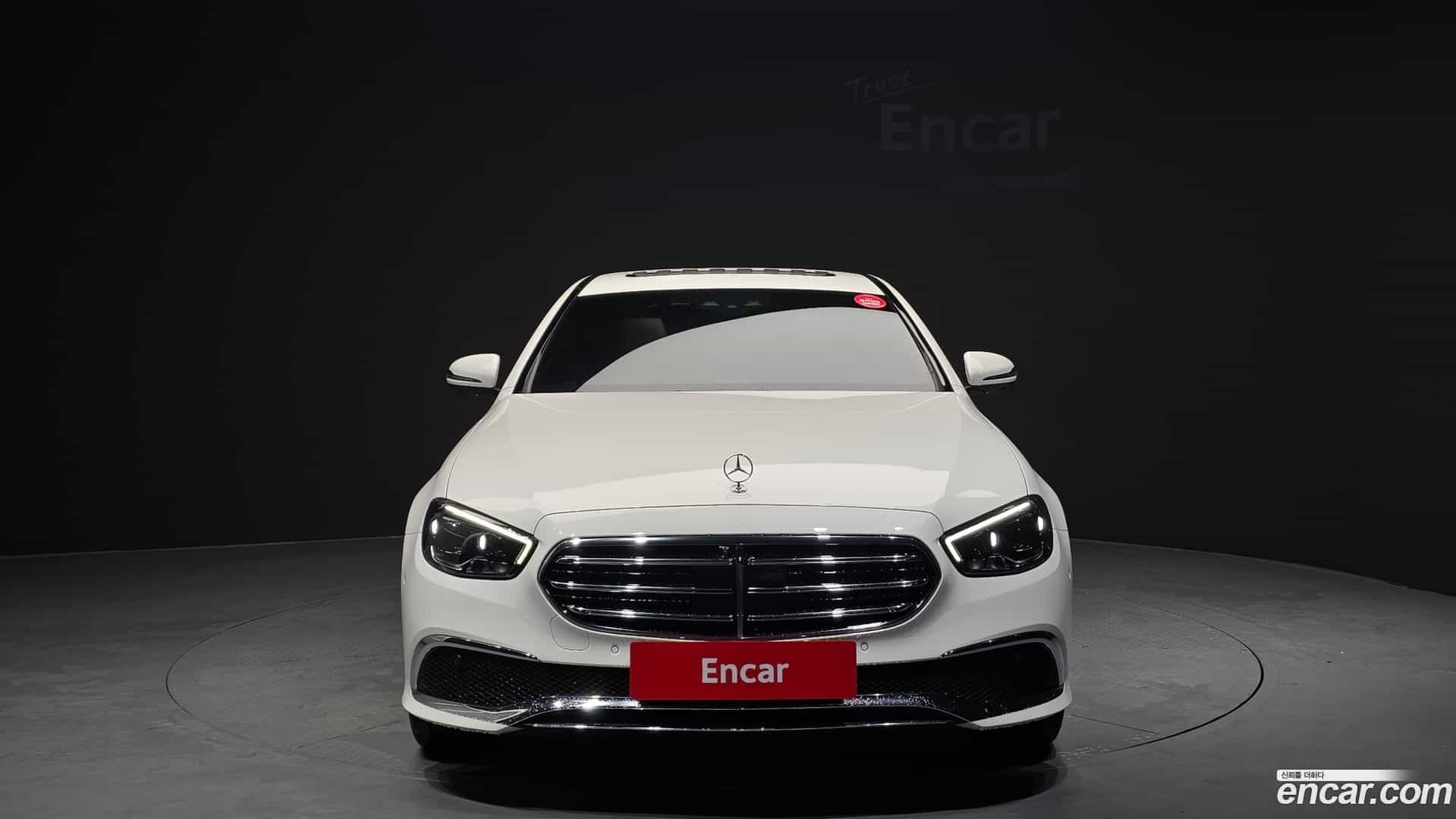 E-Class Mercedes-Benz 2022.4-OUTER-003