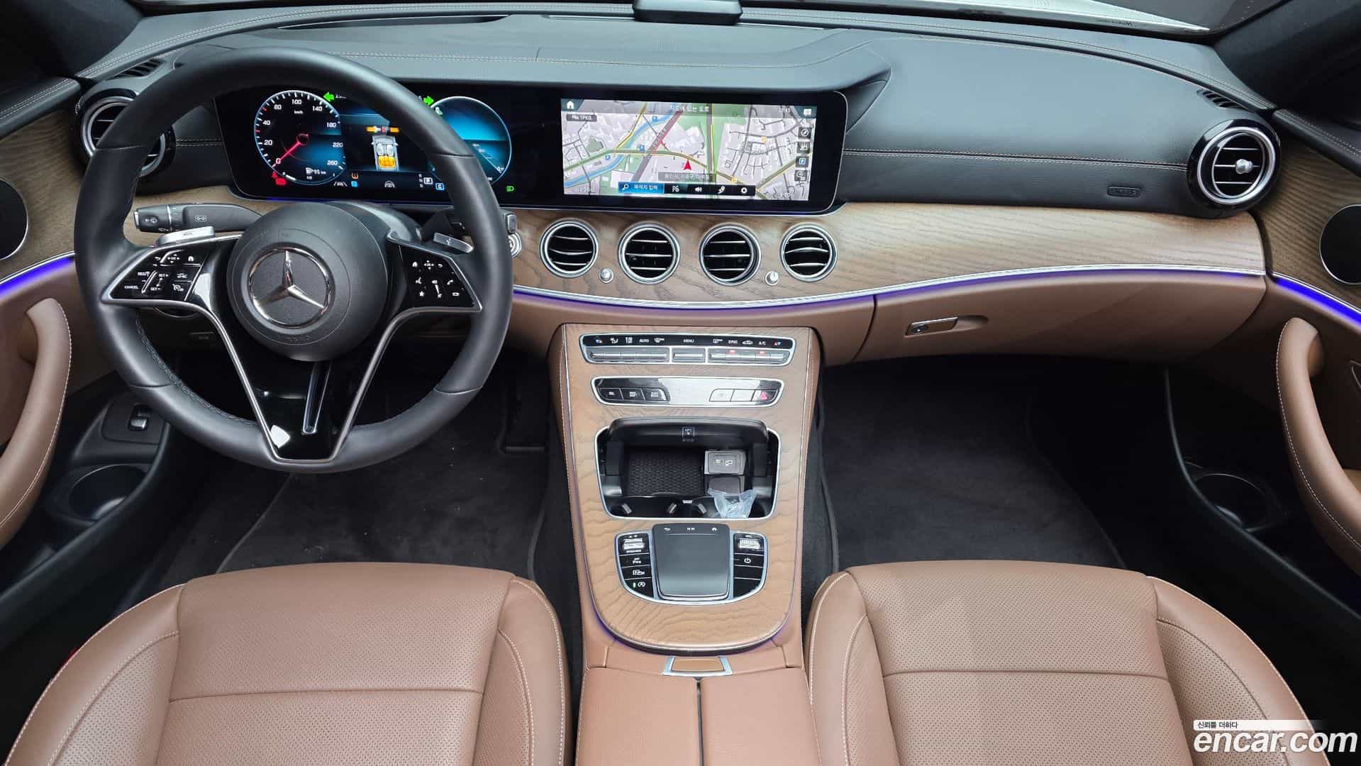 E-Class Mercedes-Benz 2022.4-INNER-007