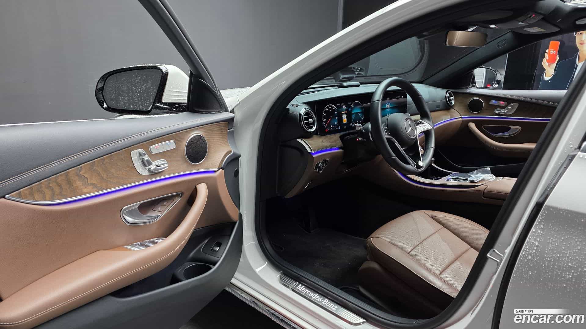E-Class Mercedes-Benz 2022.4-INNER-010
