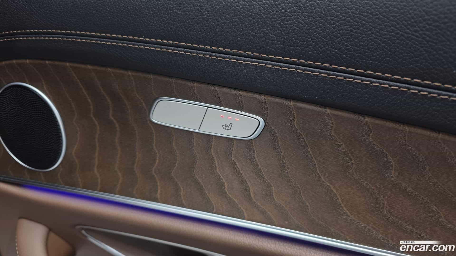 E-Class Mercedes-Benz 2022.4-OPTION-022