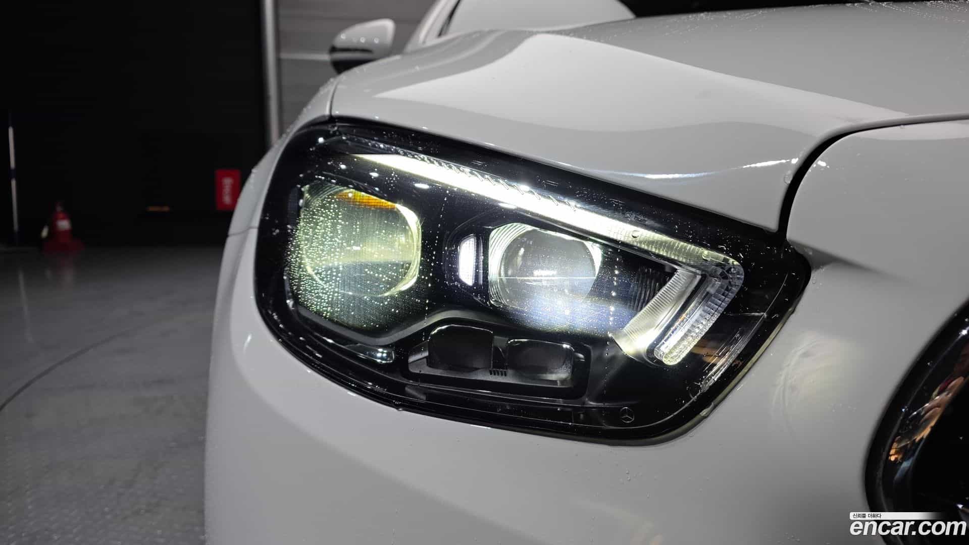 E-Class Mercedes-Benz 2022.4-OUTER-032