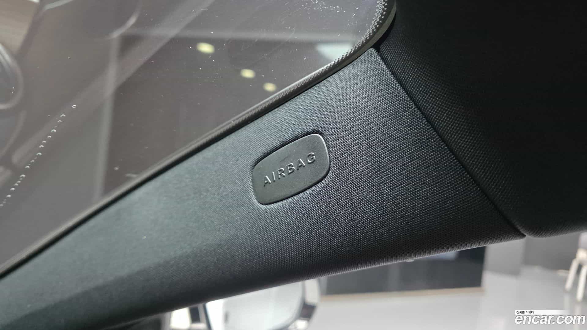 E-Class Mercedes-Benz 2022.4-OPTION-047