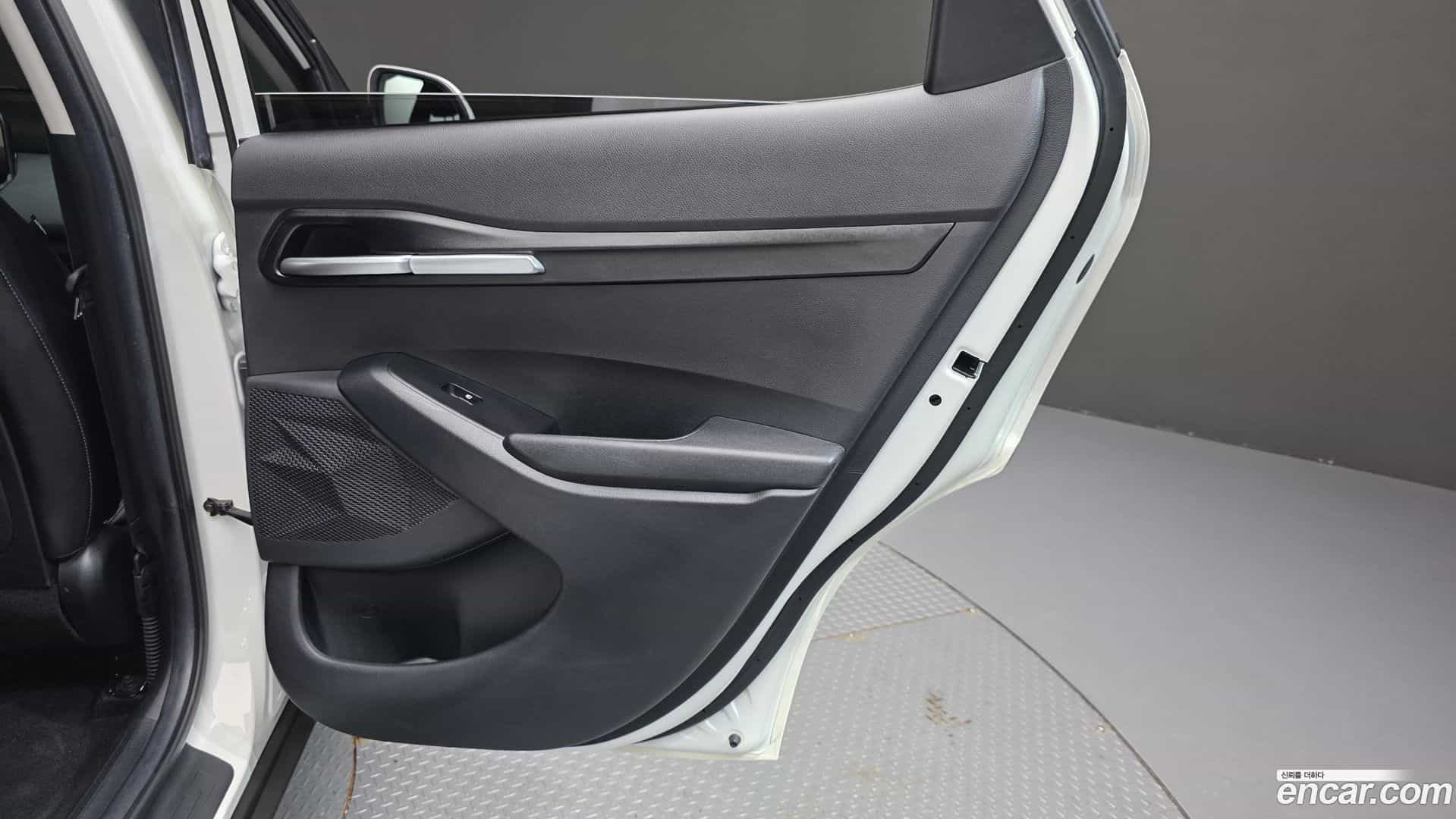 Seltos Kia 2023.7-INNER-035