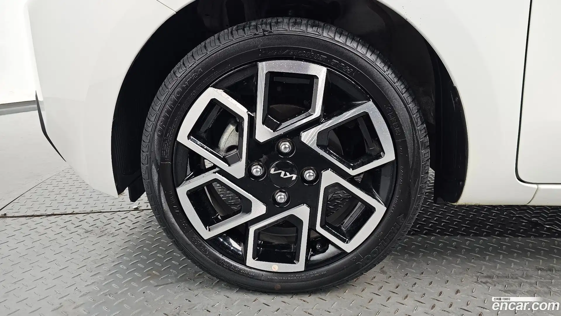 RAY Kia 2024.6-OUTER-005