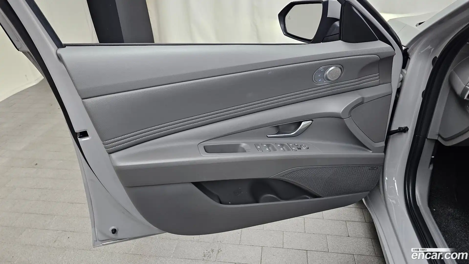 AVANTE Hyundai 2022.3-INNER-034