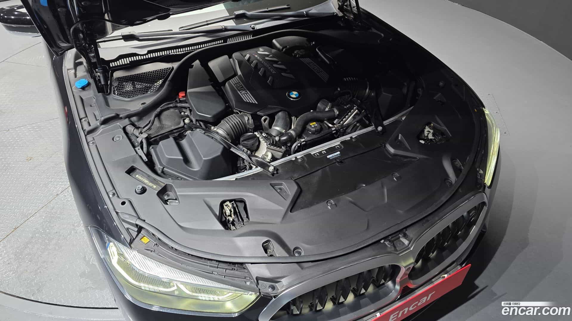8-Series BMW 2022.11-OUTER-006