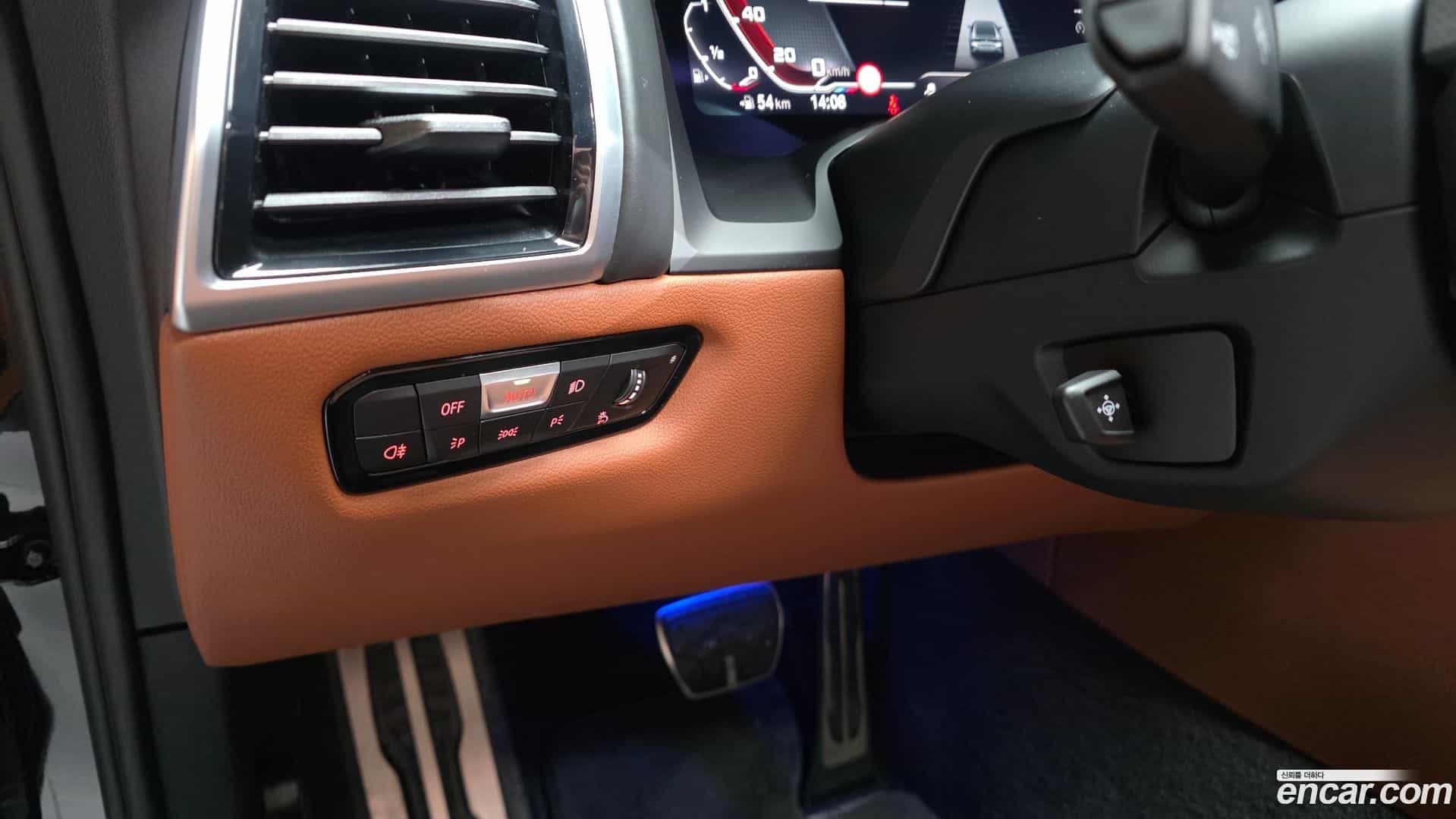 8-Series BMW 2022.11-OPTION-041