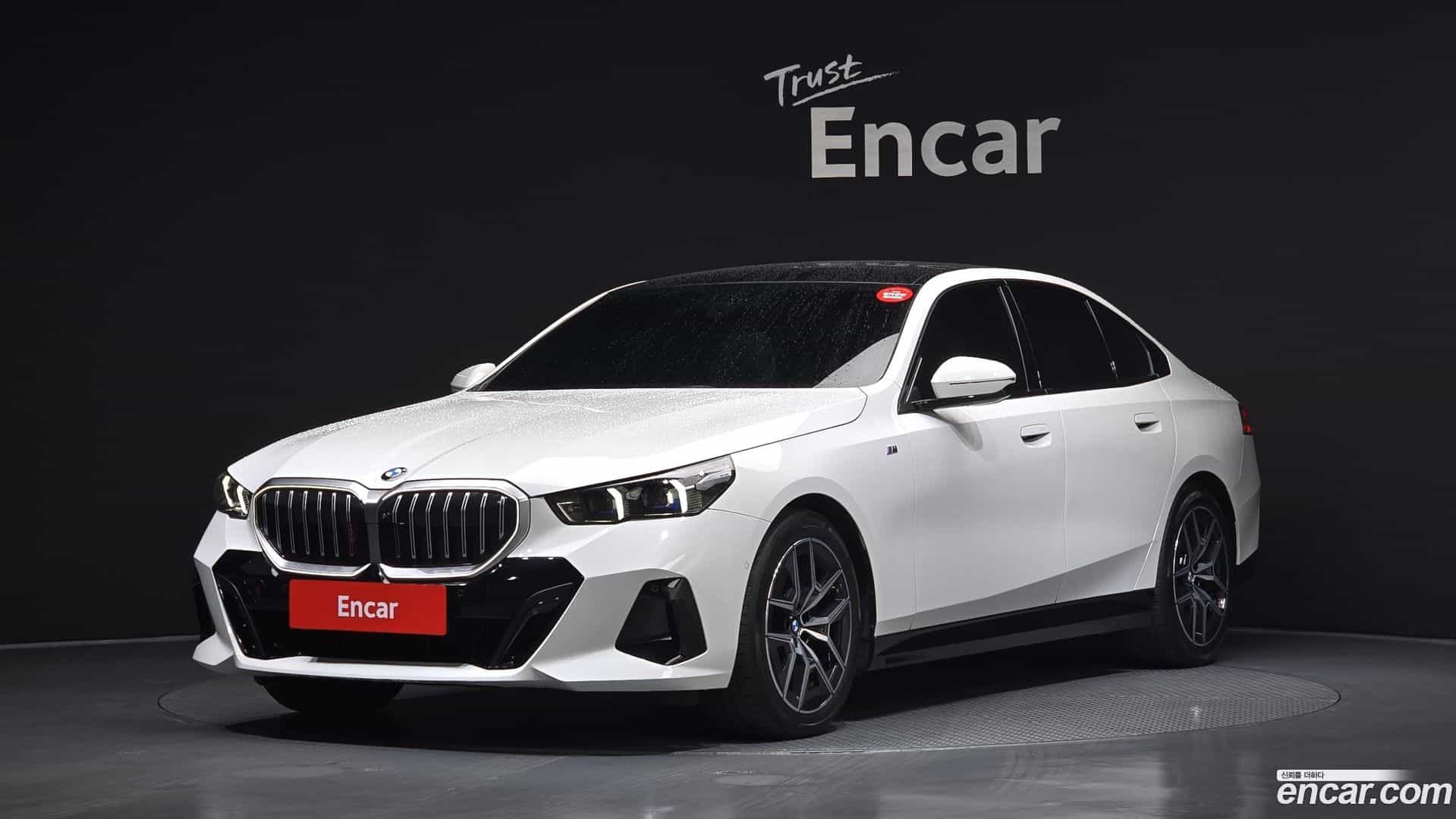 5-Series BMW 2024.4-OUTER-001