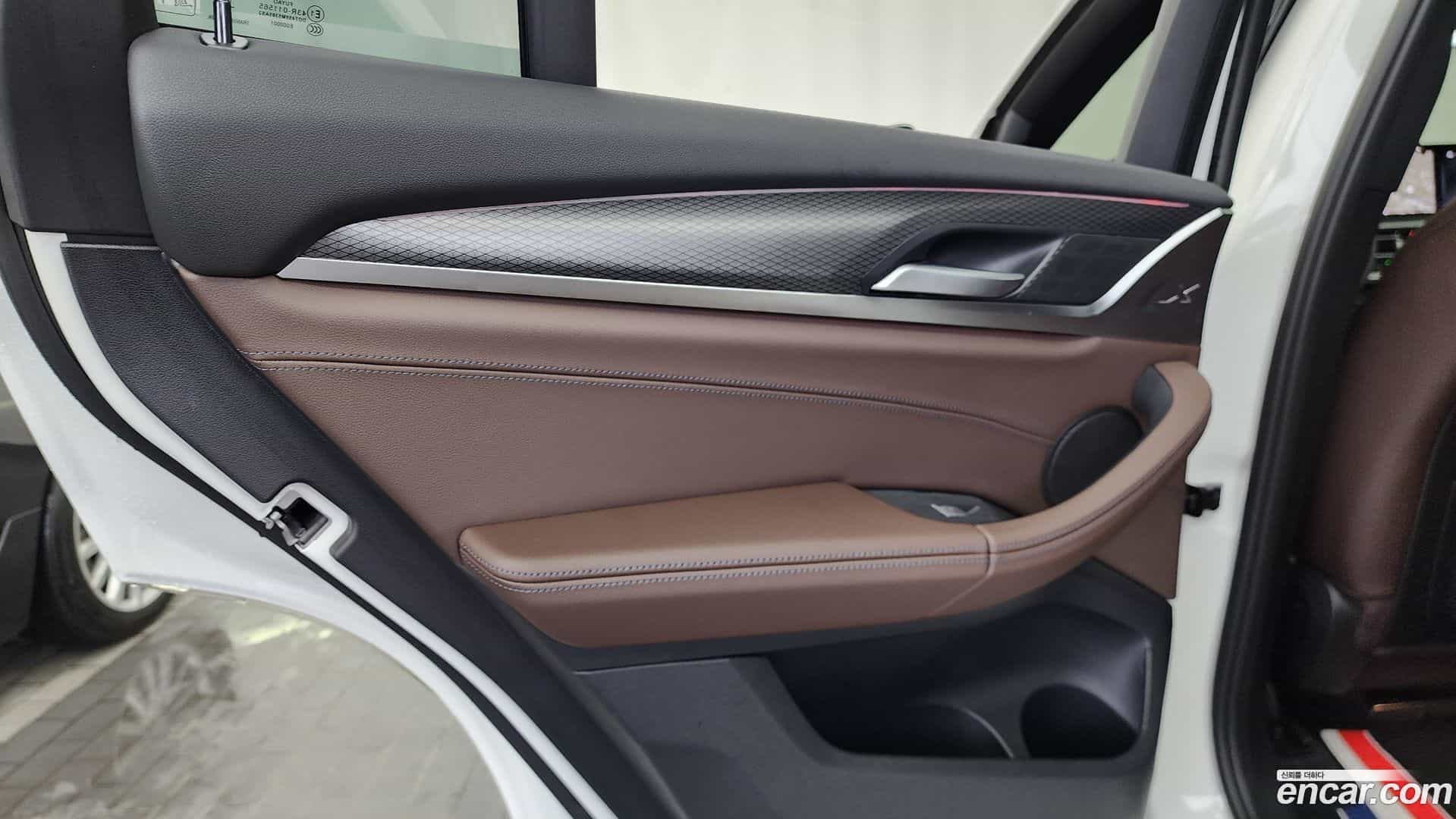 X4 BMW 2023.5-INNER-035