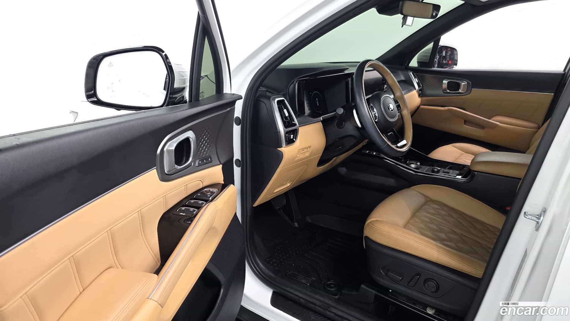 Sorento Kia 2021.2-INNER-010