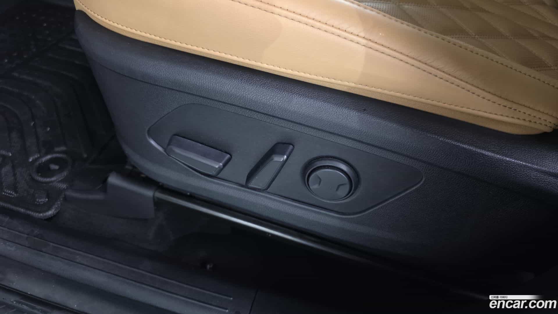 Sorento Kia 2021.2-OPTION-044