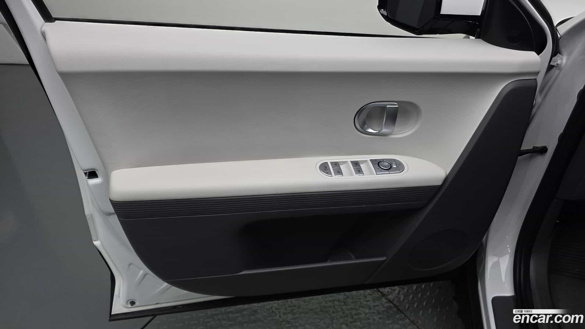 Ioniq5 Hyundai 2021.11-INNER-034