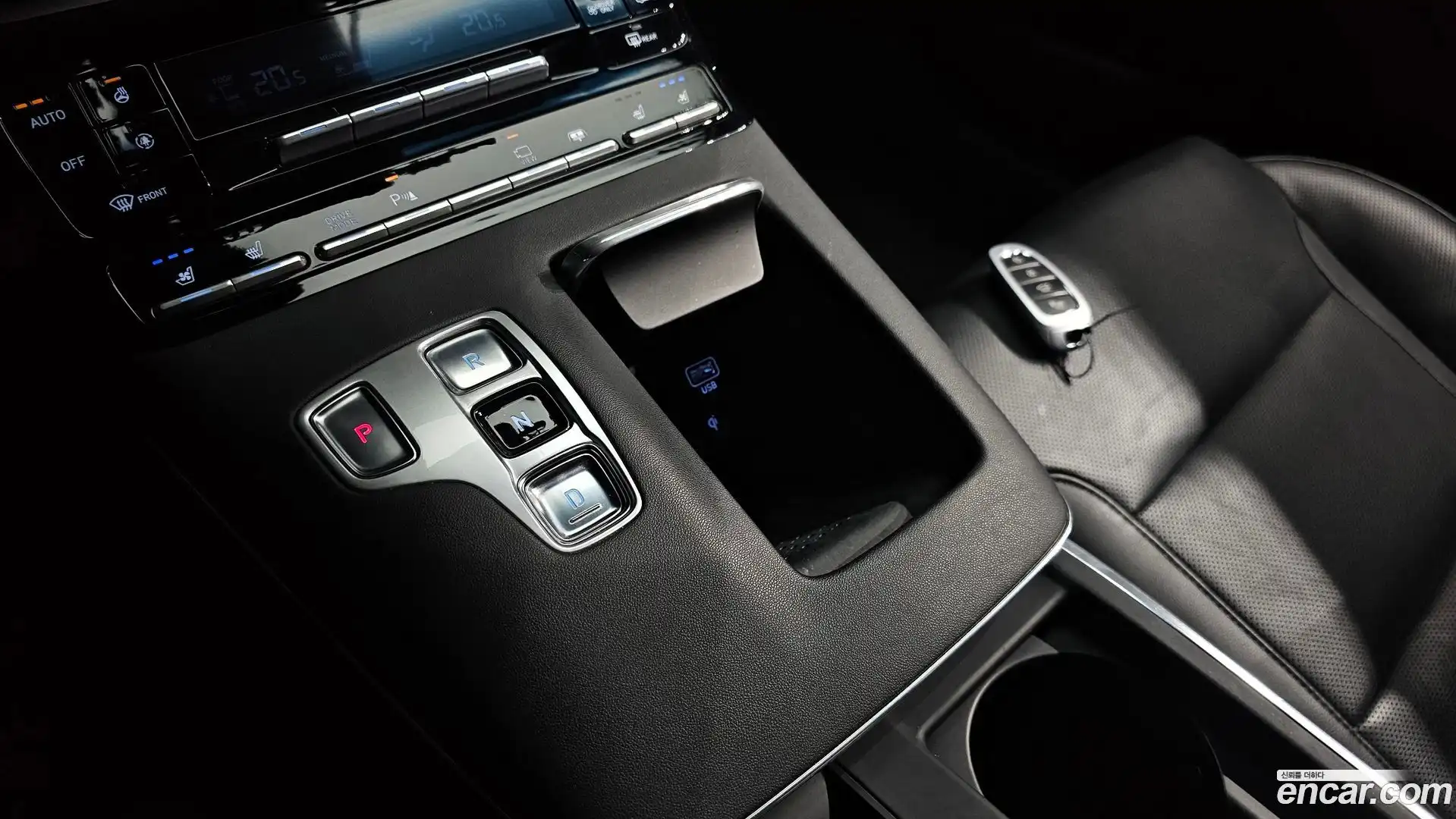 Grandeur Hyundai 2021.0-INNER-009