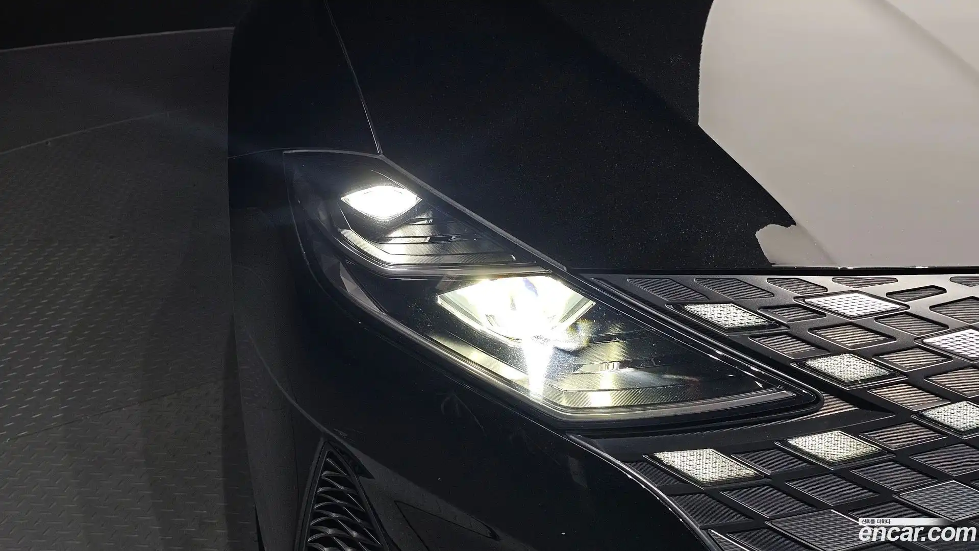 Grandeur Hyundai 2021.0-OUTER-032