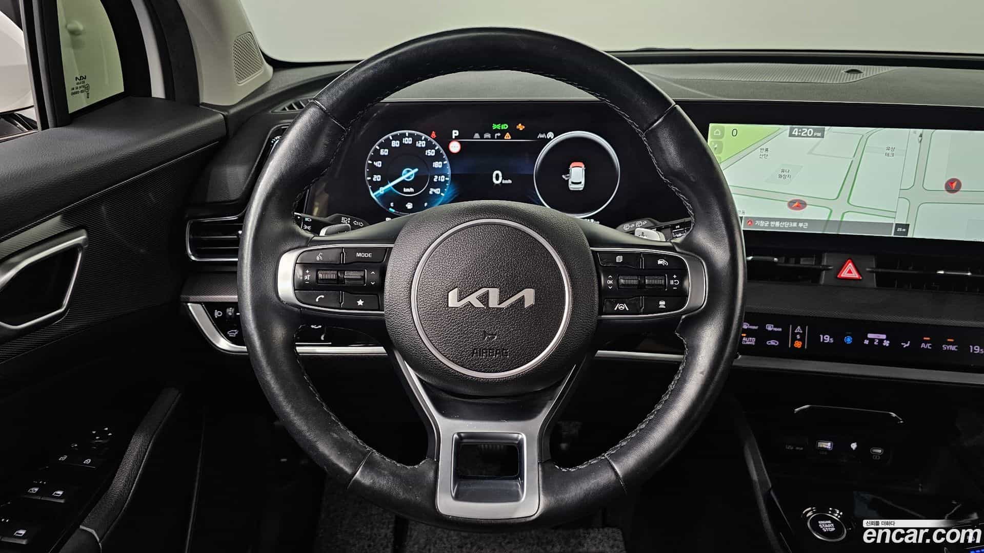 Sportage Kia 2021.8-OPTION-017