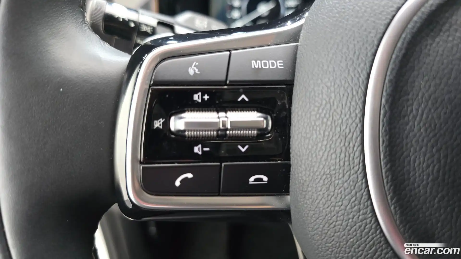 Sorento Kia 2020.3-OPTION-040