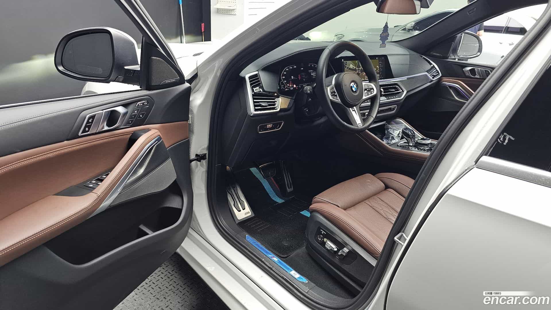 X6 BMW 2022.11-INNER-010