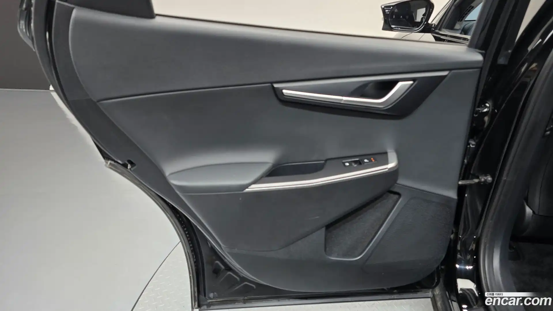 EV6 Kia 2022.11-INNER-035