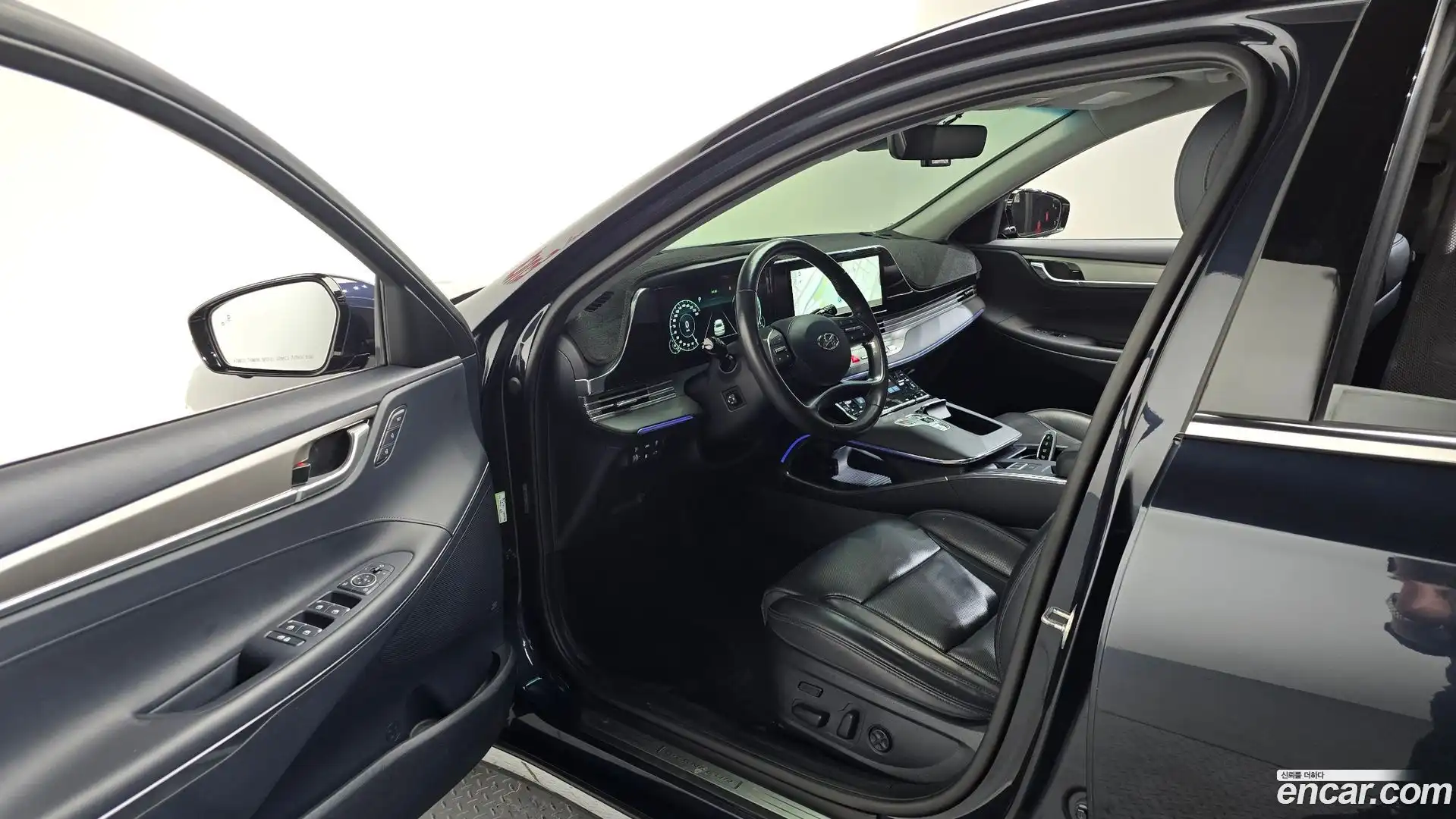 Grandeur Hyundai 2020.11-INNER-010