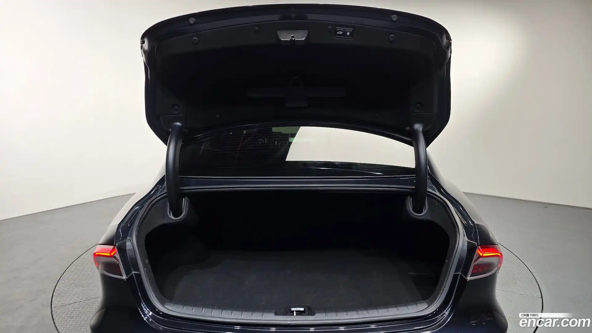 Grandeur Hyundai 2020.11-OPTION-021