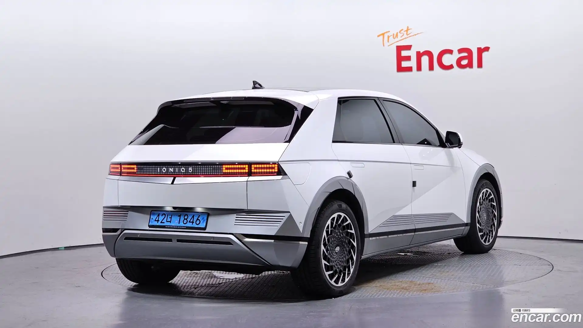 Ioniq5 Hyundai 2022.8-OUTER-002