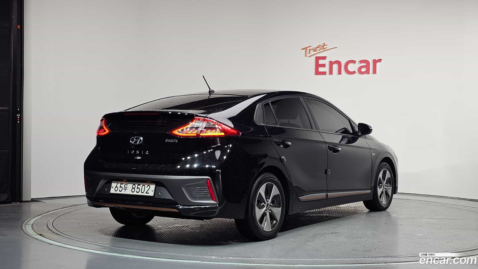 Ioniq Hyundai 2017.2-OUTER-002
