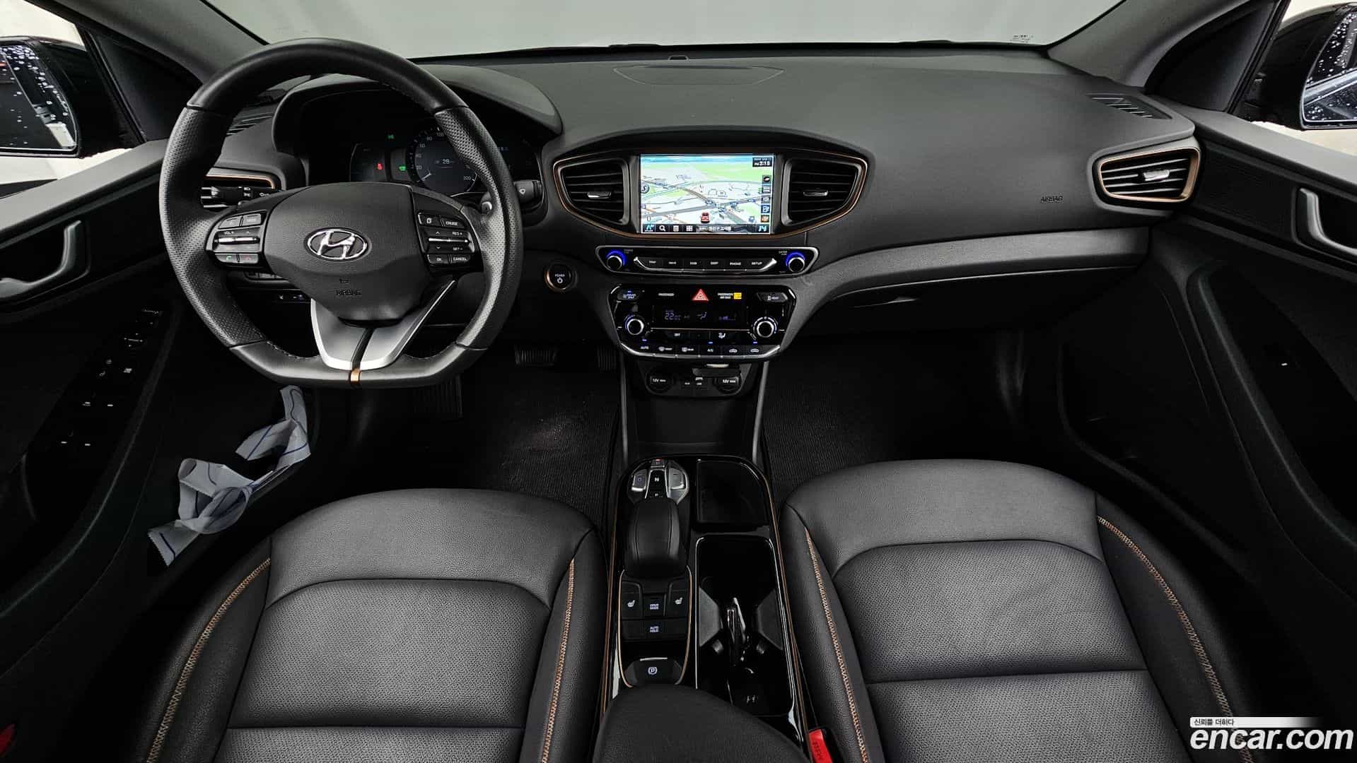 Ioniq Hyundai 2017.2-INNER-007