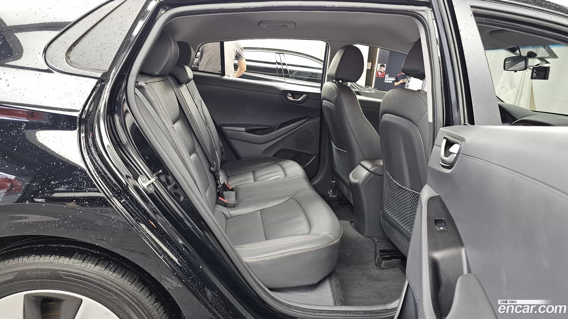 Ioniq Hyundai 2017.2-OPTION-016