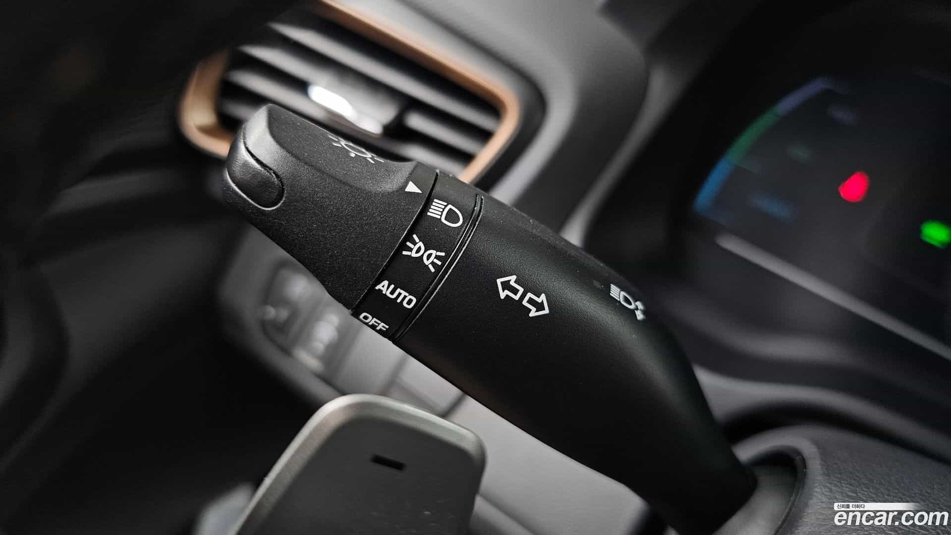 Ioniq Hyundai 2017.2-OPTION-023